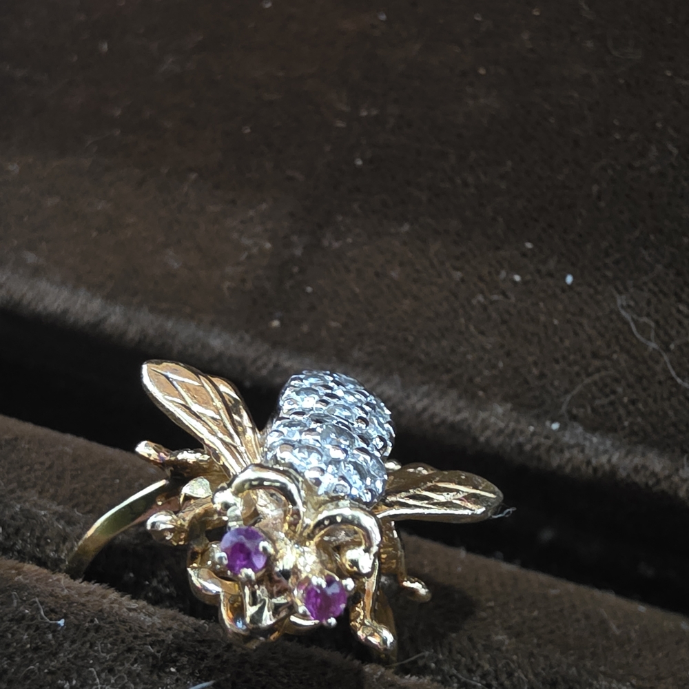 Gold Bee Cocktail Ring with Pink Gemstone Eyes